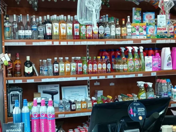 Wnętrze punktu wymiany nabojów CO2 ADRIANA PIECUCH-JĘDRZEJEWSKA, PORZECZKOWA 20, LEŚNA