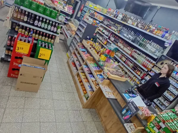 Wnętrze punktu wymiany nabojów CO2 pp-DELIAKSZOO_11, Obrońców Westerplatte 4, Ruda Śląska