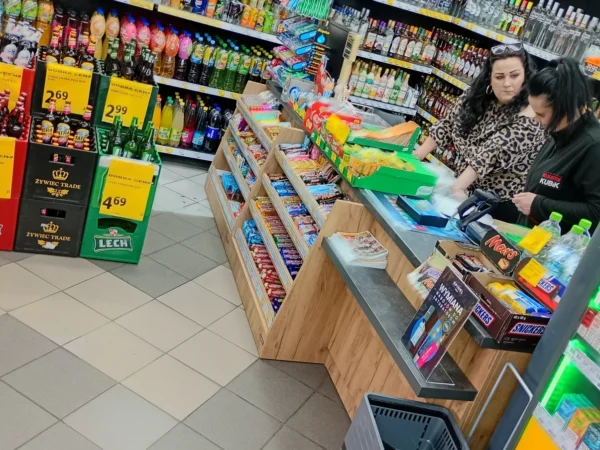 Wnętrze punktu wymiany nabojów CO2 pp-DELIAKSZOO_13, Imieli 4, Ruda Śląska