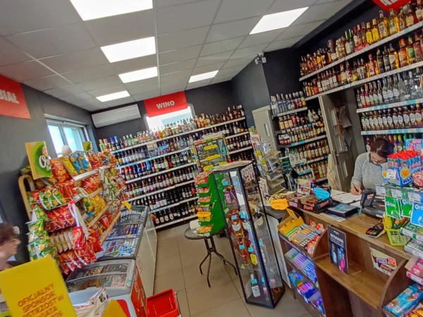 Wnętrze punktu wymiany nabojów CO2 pp-DELIAKSZOO_4, 3 Maja 90, Kalety