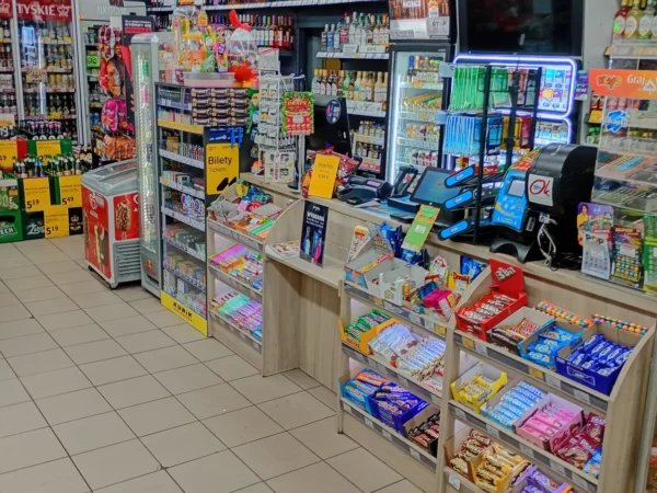 Wnętrze punktu wymiany nabojów CO2 pp-DELIAKSZOO_6, Legionów 3, Sosnowiec