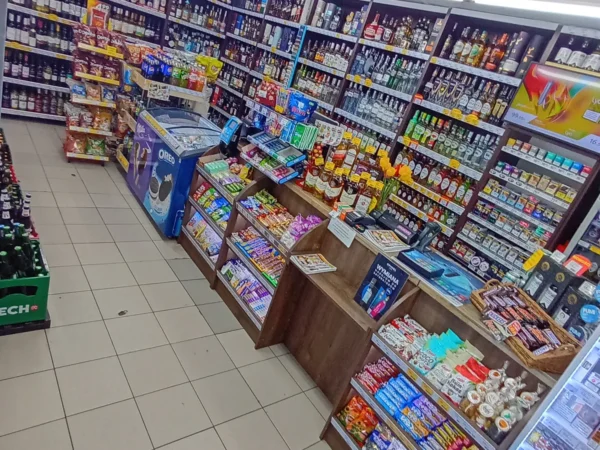 Wnętrze punktu wymiany nabojów CO2 pp-DELIKKSZOO_16, Lubliniecka 13, Tworóg