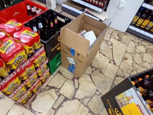 Naboje CO2 Spinel Soda dostępne w punkcie pp-DELIKKSZOO_18, Kasztanowa 8, Siemianowice Śl.