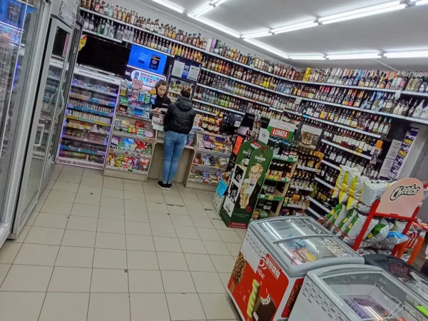Wnętrze punktu wymiany nabojów CO2 pp-DELIKKSZOO_3, Folwarczna 1, Myszków