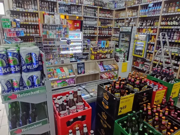 Wnętrze punktu wymiany nabojów CO2 pp-DELIKKSZOO_28, Piłsudskiego 50, Sosnowiec