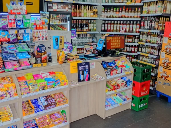 Wnętrze punktu wymiany nabojów CO2 pp-DELIKKSZOO_29, Warszawska 11, Sosnowiec