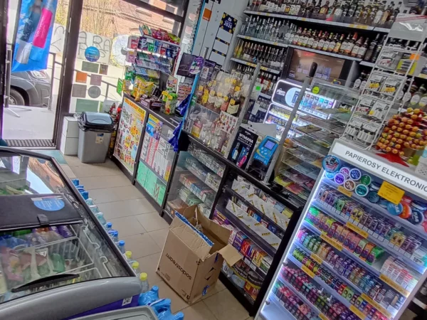 Wnętrze punktu wymiany nabojów CO2 pp-DELIKKSZOO_32, Królowej Jadwigi 2, Ruda Śląska