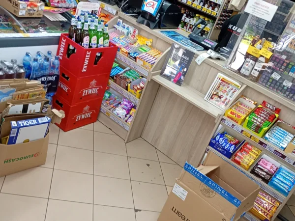 Wnętrze punktu wymiany nabojów CO2 pp-DELIKKSZOO_1, Węglowa 71, Bieruń