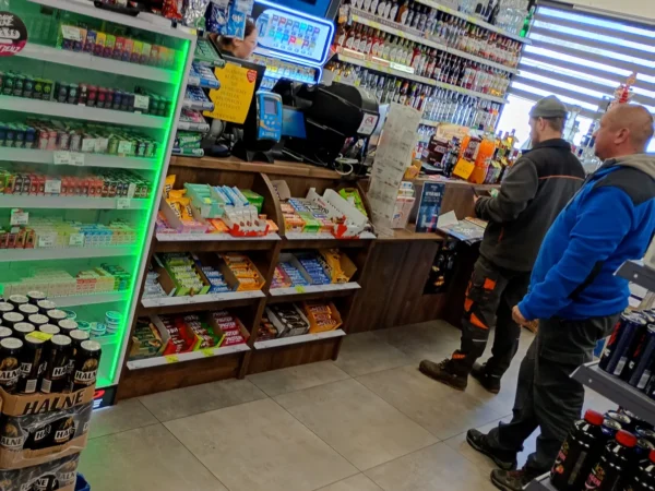 Wnętrze punktu wymiany nabojów CO2 pp-DELIKKSZOO_8, Zawada 36, Żarki