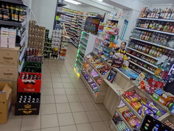 Wnętrze punktu wymiany nabojów CO2 pp-DELIKKSZOO_10, Dębowa 25, Katowice
