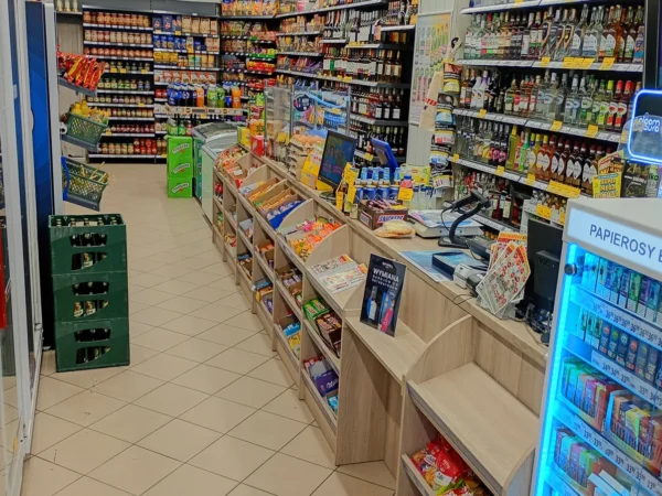 Wnętrze punktu wymiany nabojów CO2 pp-DELIKKSZOO_29, K. Miarki 18m.12, Bytom
