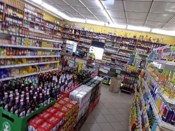 Wnętrze punktu wymiany nabojów CO2 pp-DELITKKKSC_1, Wolności 41, Boronów