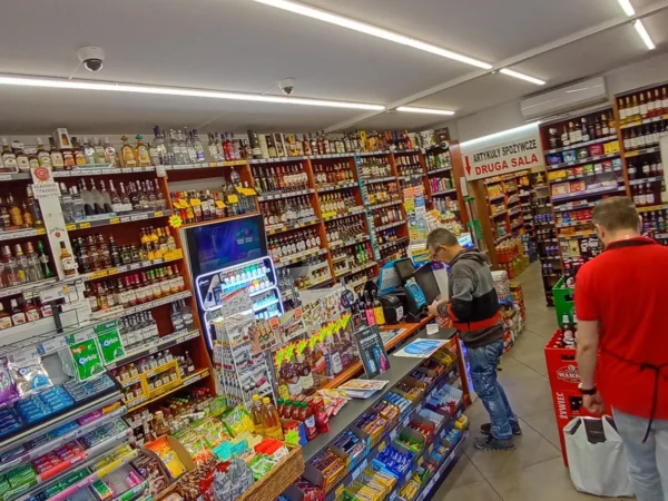 Wnętrze punktu wymiany nabojów CO2 pp-dk-KUBIK_TK5, STANISŁAWA WITCZAKA 55, BYTOM