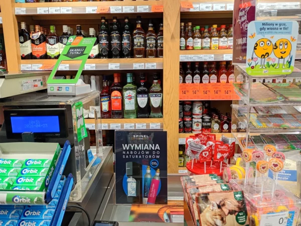 Naboje CO2 Spinel Soda dostępne w punkcie Delikatesy Centrum Giedlarowa, Giedlarowa 278, Leżajsk