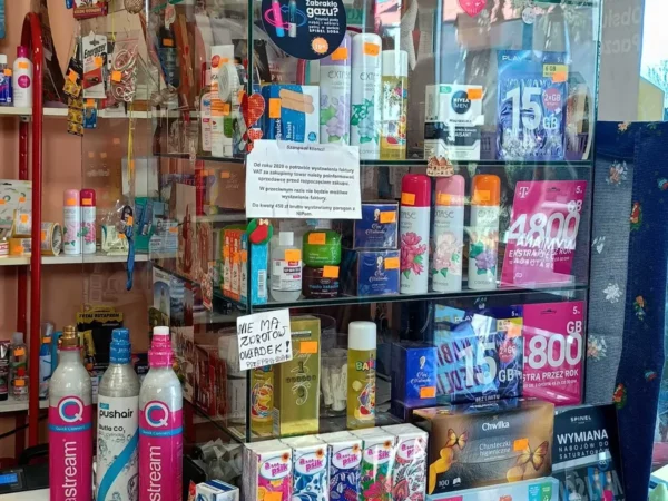 Naboje CO2 Spinel Soda dostępne w punkcie Karolina - pawilon handlowy, ul. Krakowskie Przedmieście 77, Zielonki