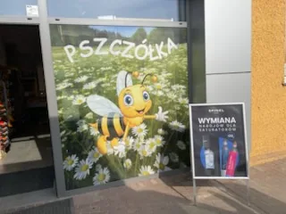 Wejście do punktu wymiany nabojów CO2 GREGBUD Grzegorz Ferenc przy ul. Jana Pawła II 29, Rzeszów