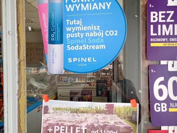 Wejście do punktu wymiany nabojów CO2 Sklep wielobranżowy Gutów przy 35, Gutów