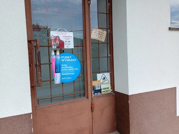 Wejście do punktu wymiany nabojów CO2 Sklep Abc Nawsie przy Nawsie, Nawsie