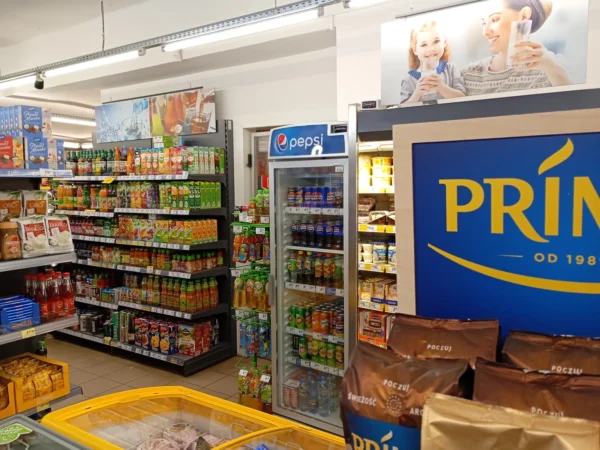 Wnętrze punktu wymiany nabojów CO2 Lewiatan Ropczyce ul. Sucharskiego, Sucharskiego 150, Ropczyce