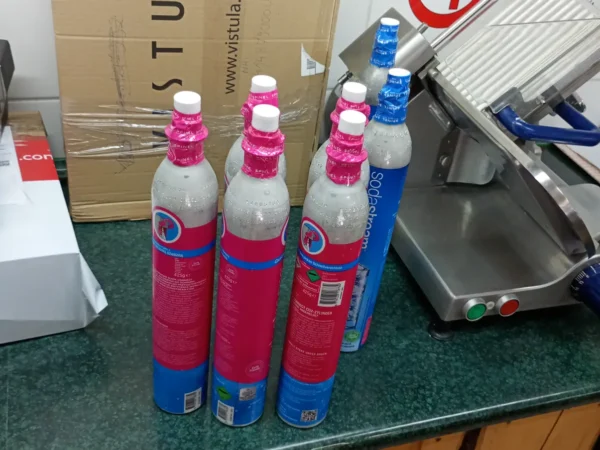 Naboje CO2 Spinel Soda dostępne w punkcie Livio J&cz, Wolności, Czernica
