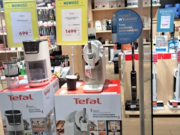 Wejście do punktu wymiany nabojów CO2 Sklep Tefal Gliwice przy ul. Rybnicka 205, Glwiice