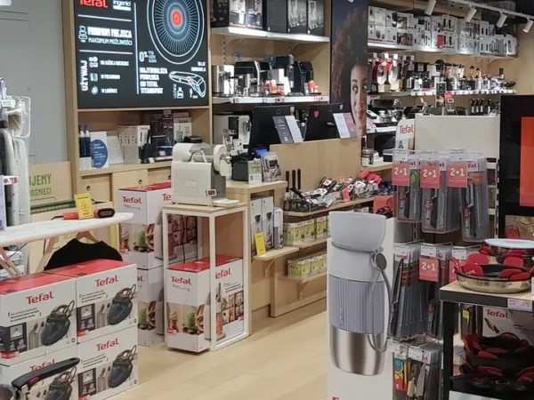 Wnętrze punktu wymiany nabojów CO2 Sklep Tefal Sosnowiec, ul. Orląt Lwowskich 138, Sosnowiec