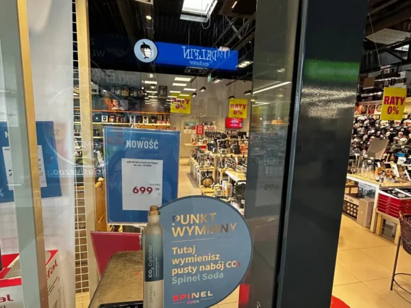 Wejście do punktu wymiany nabojów CO2 Sklep Tefal Łomża przy al.Legionów 46, Łomża