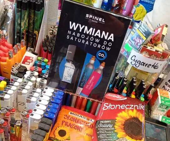 Wnętrze punktu wymiany nabojów CO2 choleczynski, Kazimierza Brodzińskiego 2, Ruda Śląska