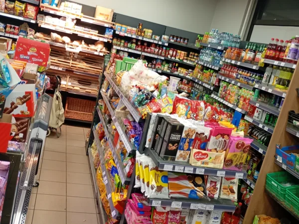 Wnętrze punktu wymiany nabojów CO2 MARKAR Dobrosława Kacprzak, Wawrzynskiej 24, Zabrze