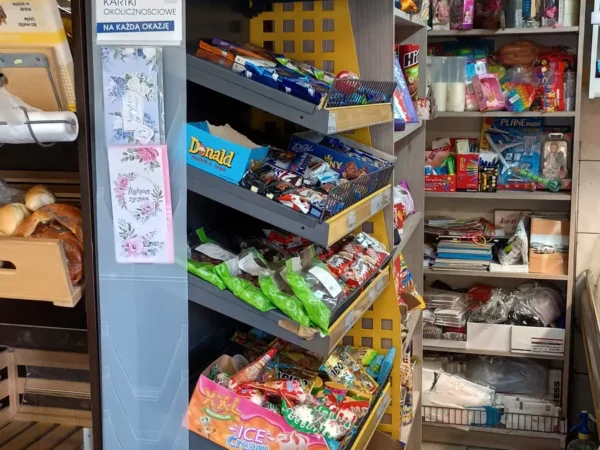 Wnętrze punktu wymiany nabojów CO2 SKLEP SPOŻYWCZY JADWIGA BIAŁEK, ul. Lubrzanka 34, Kielce