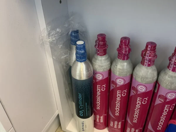 Naboje CO2 Spinel Soda dostępne w punkcie MAX-GSM Paulina Górska, al.. Marszałka Józefa Piłsudskiego 4, Jędrzejów