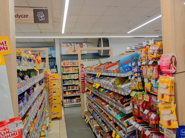 Wnętrze punktu wymiany nabojów CO2 Lewiatan Gnojnica, Gnojnica 206A, Gnojnica