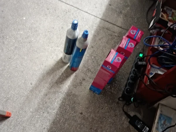 Naboje CO2 Spinel Soda dostępne w punkcie Livio, Łużycka 12, Bytom
