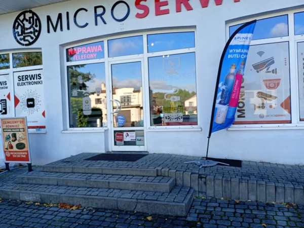 Wejście do punktu wymiany nabojów CO2 LIDIA PYZNAR MICRO SERWIS przy ul. Tadeusza Kościuszki 91, Gorlice