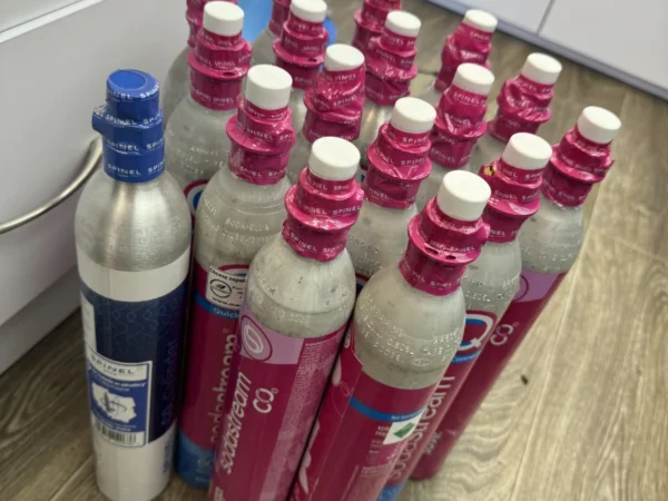 Naboje CO2 Spinel Soda dostępne w punkcie VapeManiacy Toruń, Generała Józefa Bema 44/58, Toruń