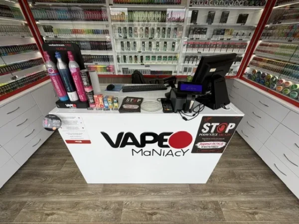 Wnętrze punktu wymiany nabojów CO2 VapeManiacy Gdynia Unruga Kaufland, adm. J. Unruga 5, Gdynia