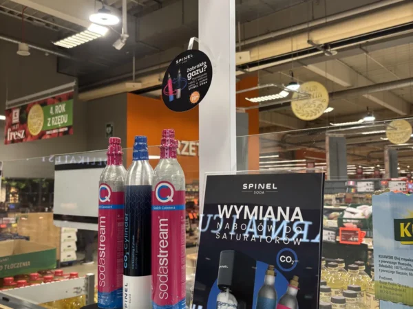 Wejście do punktu wymiany nabojów CO2 VapeManiacy Gorzów Wielkopolski Kaufland przy Jana Matejki 96, Gorzów Wielkopolski