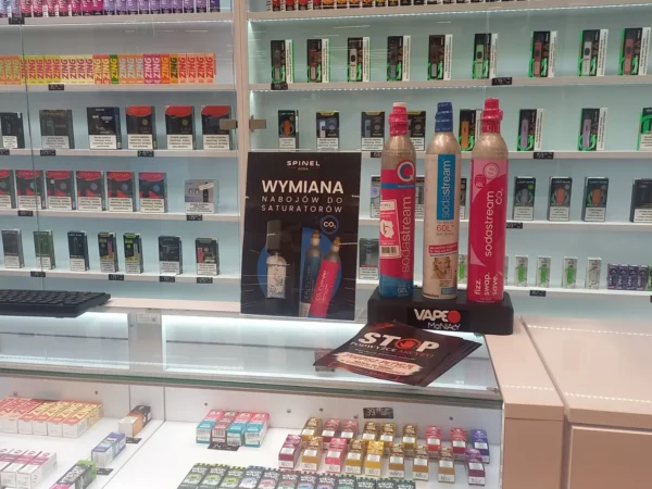 Wejście do punktu wymiany nabojów CO2 VapeManiacy Kołobrzeg Kaufland przy Młyńska 9, Kołobrzeg