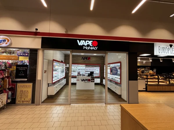 Wejście do punktu wymiany nabojów CO2 VapeManiacy Lubartów Kaufland przy Lubelska 102, Lubartów