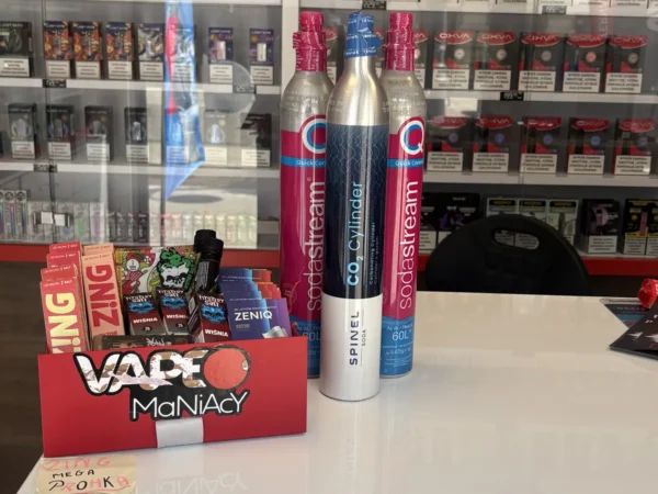 Wnętrze punktu wymiany nabojów CO2 VapeManiacy Łódź Piotrkowska, Piotrkowska 146, Łódź
