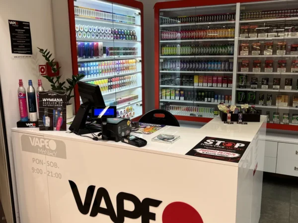 Wejście do punktu wymiany nabojów CO2 VapeManiacy Oleśnica Kaufland przy Wspólna 1, Oleśnica
