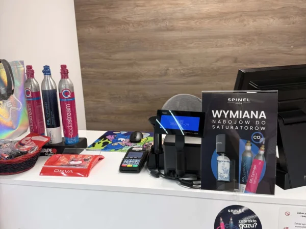Wnętrze punktu wymiany nabojów CO2 VapeManiacy Poznań, Skotarska 104, Poznań