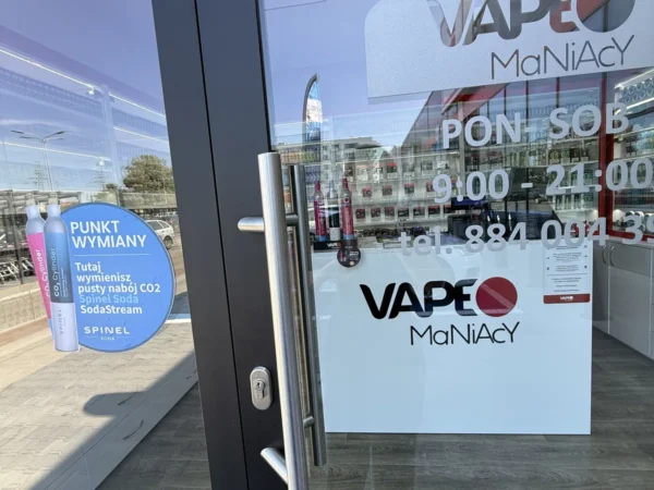 Wejście do punktu wymiany nabojów CO2 VapeManiacy Rumia Kaufland przy Generała Henryka Dąbrowskiego 70, Rumia