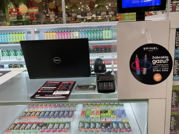 Wnętrze punktu wymiany nabojów CO2 VapeManiacy Skarżysko Kamienna Kaufland, Metalowców 1, Skarżysko Kamienna