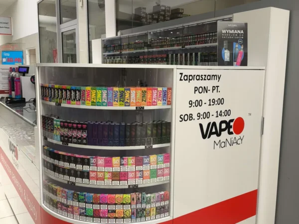 Wnętrze punktu wymiany nabojów CO2 VapeManiacy Staszów Galeria Staszowska, A. Mickiewicza 62, Staszów