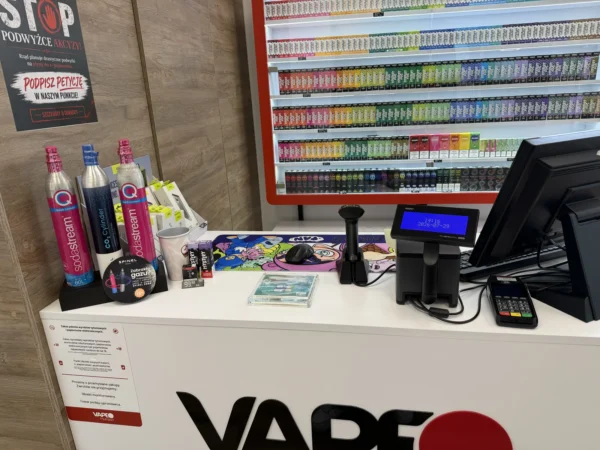 Wnętrze punktu wymiany nabojów CO2 VapeManiacy Szczecin PKP, Krzysztofa Kolumba 2, Szczecin