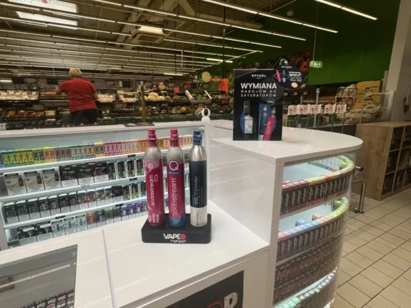 Wnętrze punktu wymiany nabojów CO2 VapeManiacy Tarnobrzeg Kaufland, Sienkiewicza 48, Tarnobrzeg