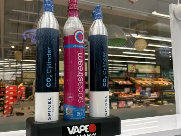 Wnętrze punktu wymiany nabojów CO2 VapeManiacy Turek Kaufland, Kolska Szosa 9, Turek