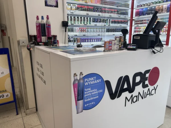 Wnętrze punktu wymiany nabojów CO2 VapeManiacy Warszawa Meksykańska, Meksykańska 8, Warszawa