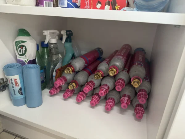 Naboje CO2 Spinel Soda dostępne w punkcie VapeManiacy Włoszczowa Plac Wolności, Pl. Wolności 1, Włoszczowa
